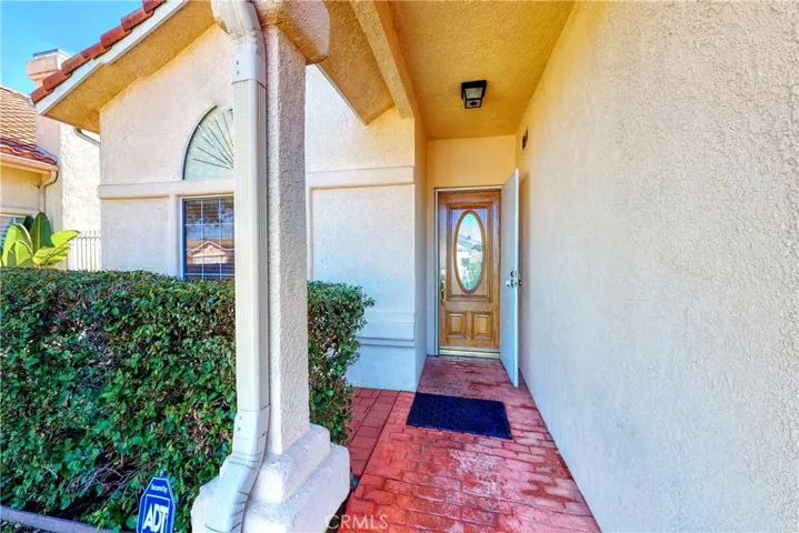 20318 Ingomar Street, Winnetka, California 91306