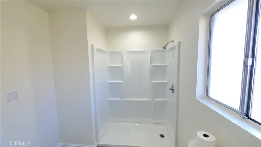 17403 Pine Avenue, Fontana, California 92335