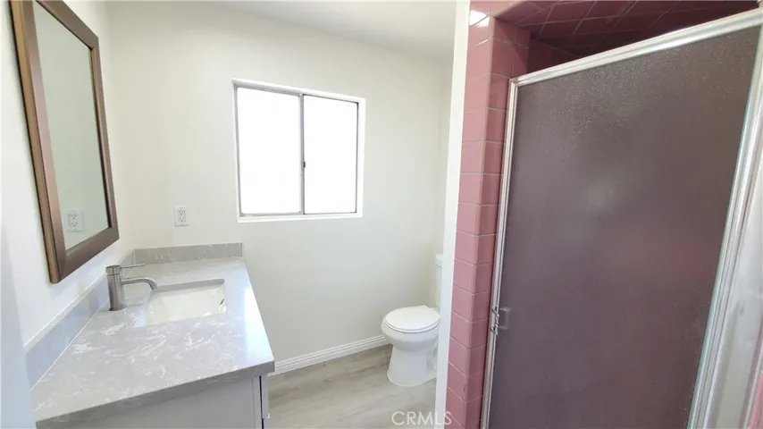 17403 Pine Avenue, Fontana, California 92335