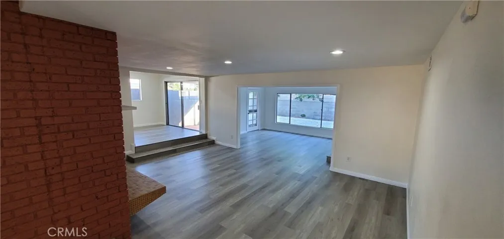 17403 Pine Avenue, Fontana, California 92335