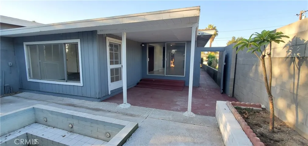 17403 Pine Avenue, Fontana, California 92335