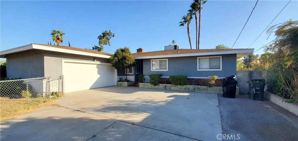 17403 Pine Avenue, Fontana, California 92335