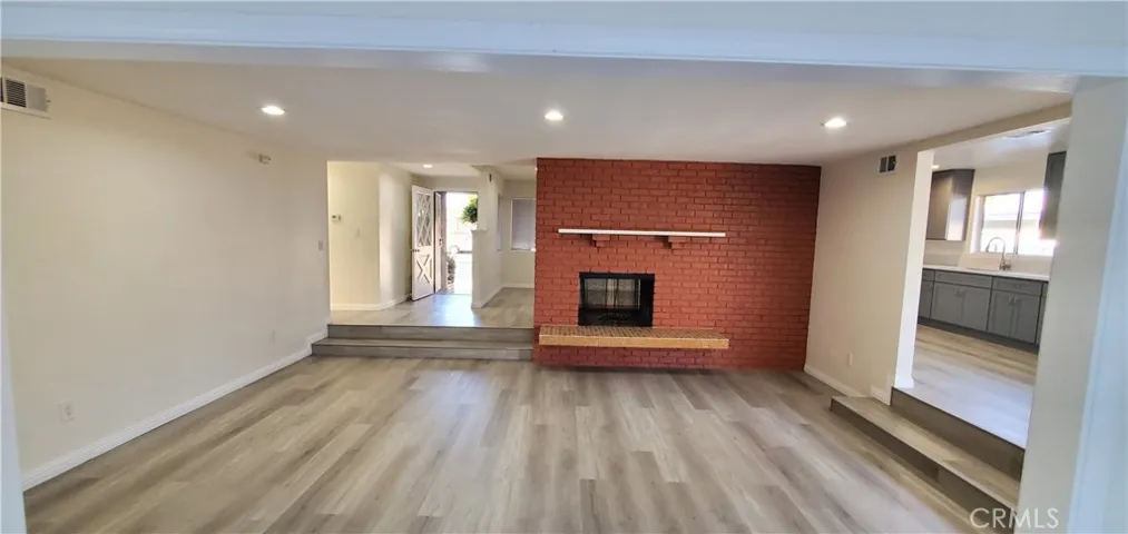 17403 Pine Avenue, Fontana, California 92335