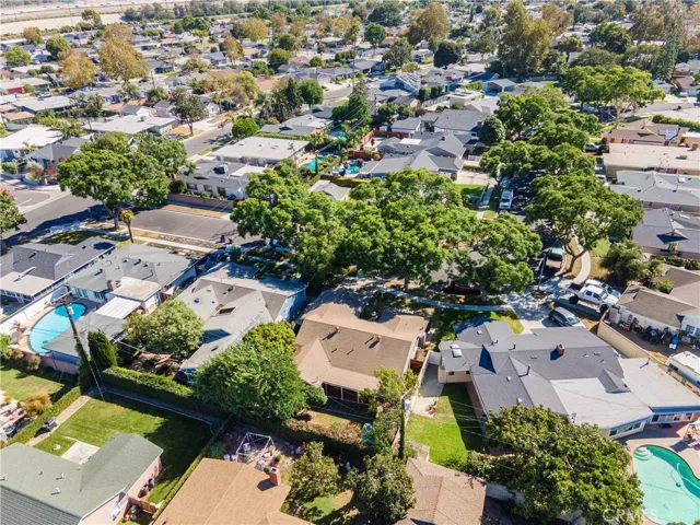 7079 Aivilis Street, Long Beach, California 90815