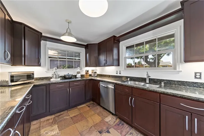 7079 Aivilis Street, Long Beach, California 90815