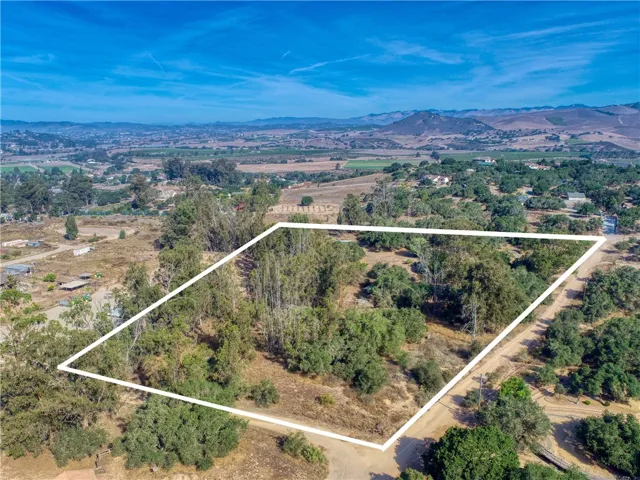 272 Applegate Way, Arroyo Grande, California 93420