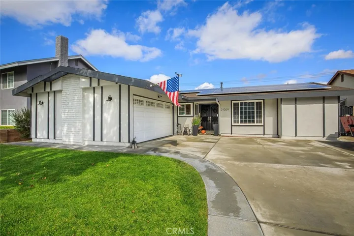 21009 Kingscrest Drive, Saugus, California 91350
