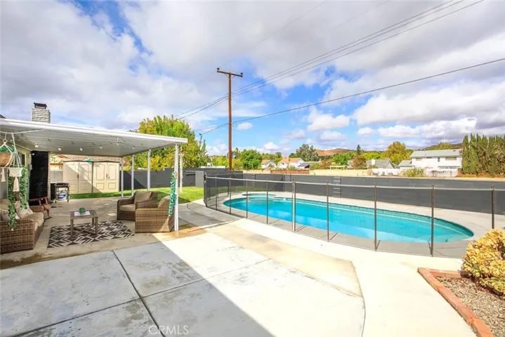 21009 Kingscrest Drive, Saugus, California 91350