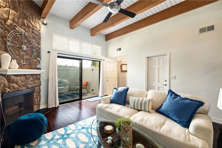 2609 Nelson Avenue D, Redondo Beach, California 90278
