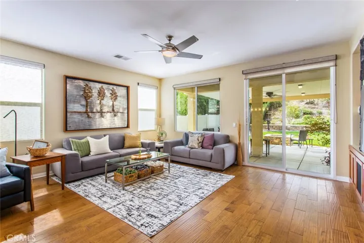 417 Glacier, Beaumont, California 92223