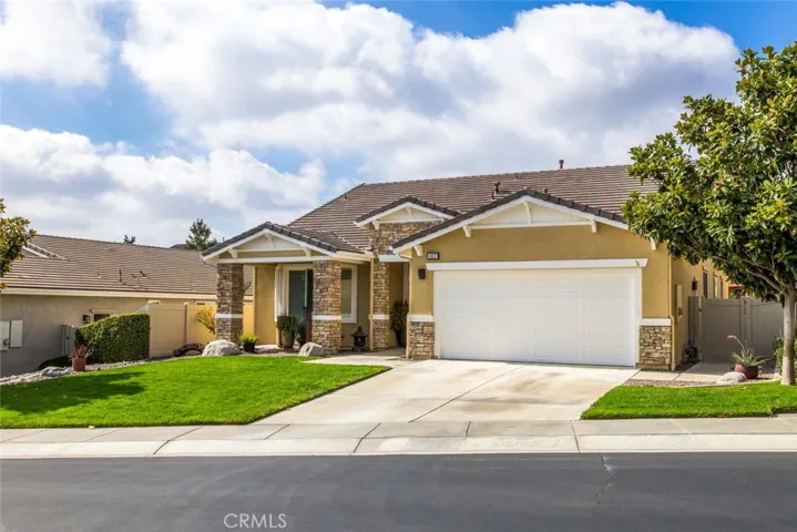 417 Glacier, Beaumont, California 92223