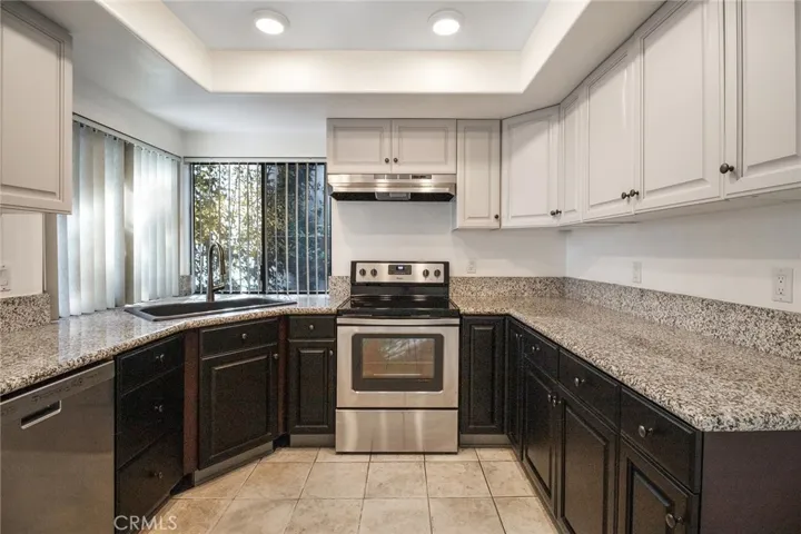 2026 W Summer Wind, Santa Ana, California 92704