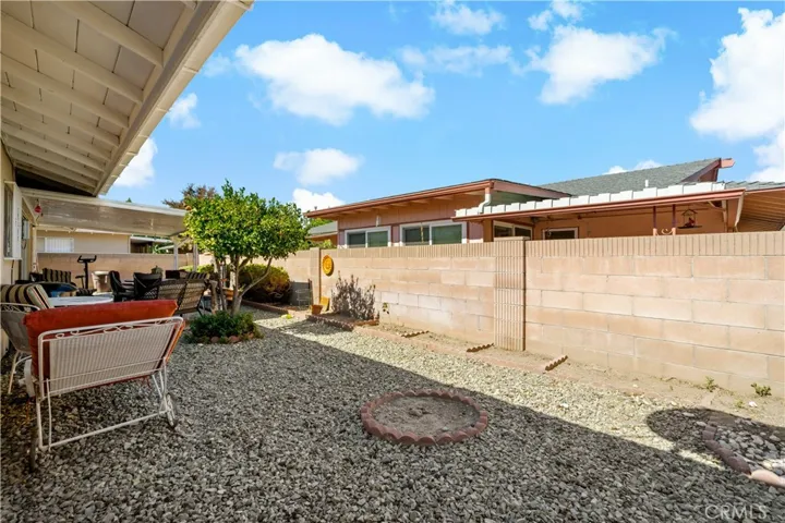 1440 W Whittier Avenue, Hemet, California 92543