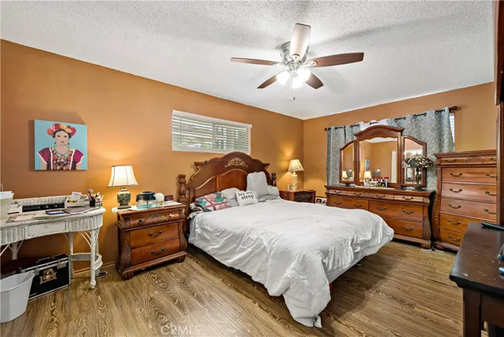 1440 W Whittier Avenue, Hemet, California 92543