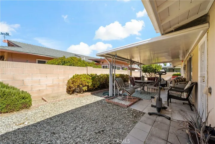 1440 W Whittier Avenue, Hemet, California 92543