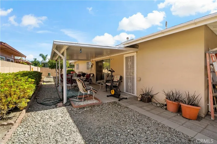 1440 W Whittier Avenue, Hemet, California 92543