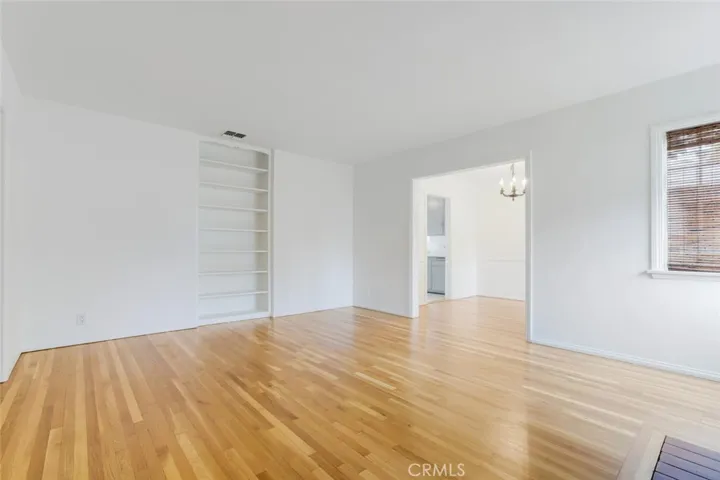 15014 Bassett Street, Van Nuys, California 91405