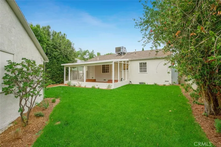15014 Bassett Street, Van Nuys, California 91405