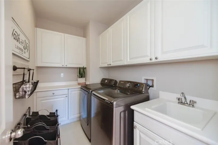 7605 Shadyside Way, Eastvale, California 92880