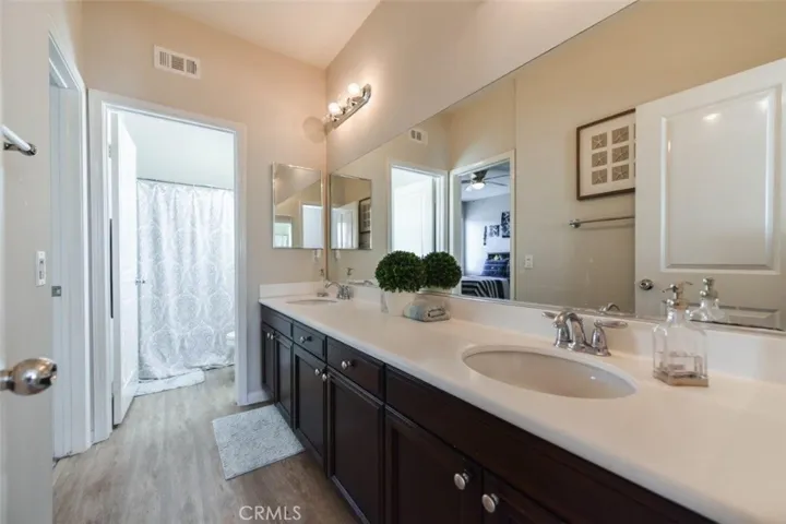 7605 Shadyside Way, Eastvale, California 92880