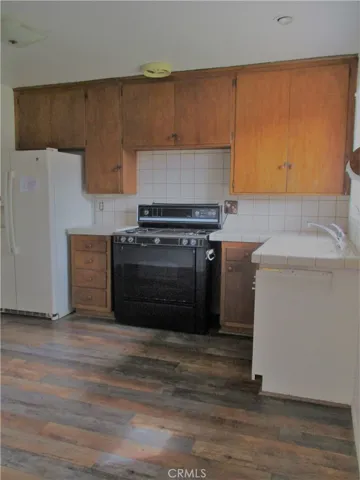 1418 W Gage Avenue, Fullerton, California 92833