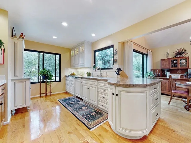 672 Serrano Drive 9, San Luis Obispo, California 93405