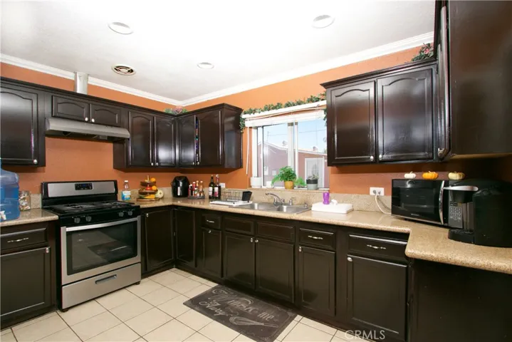 446 E 2nd Street, San Jacinto, California 92583