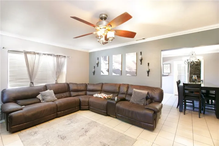 446 E 2nd Street, San Jacinto, California 92583