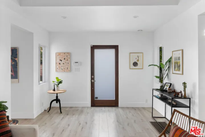 2538 Elsinore Street, Los Angeles, California 90026