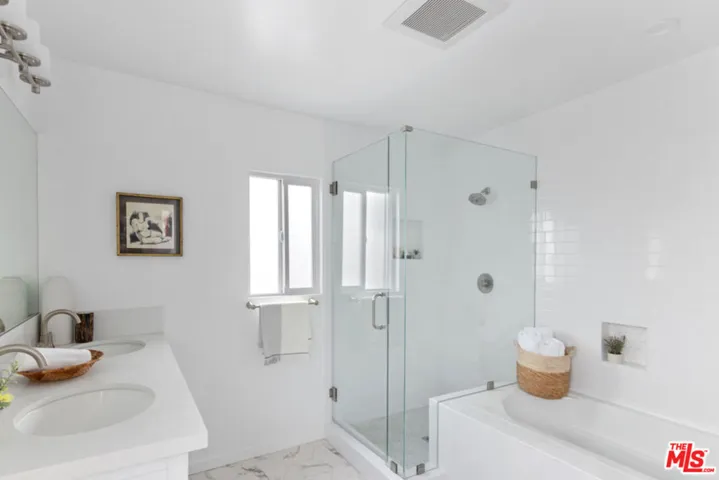 2538 Elsinore Street, Los Angeles, California 90026