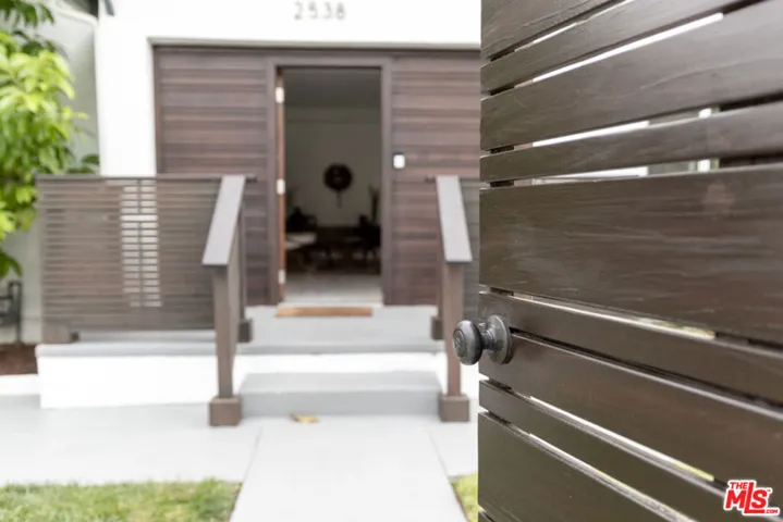 2538 Elsinore Street, Los Angeles, California 90026