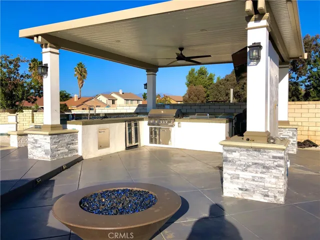 910 Hereford, Perris, California 92571