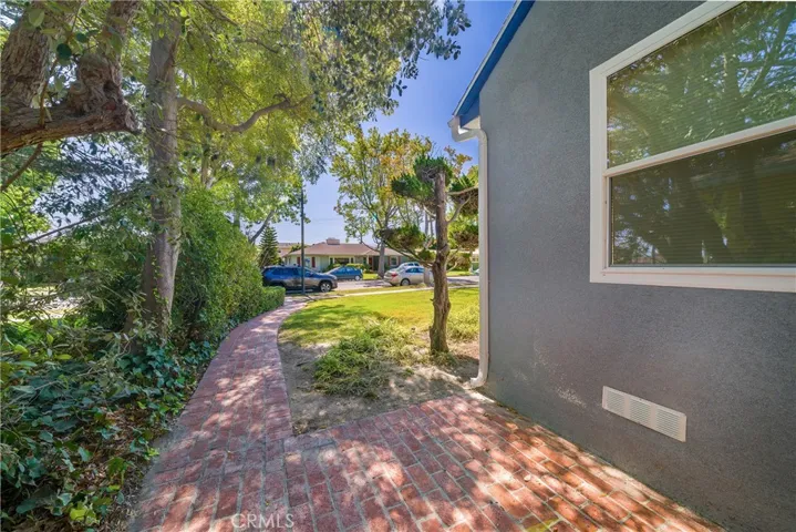 1023 Cartagena Street E, Long Beach, California 90807