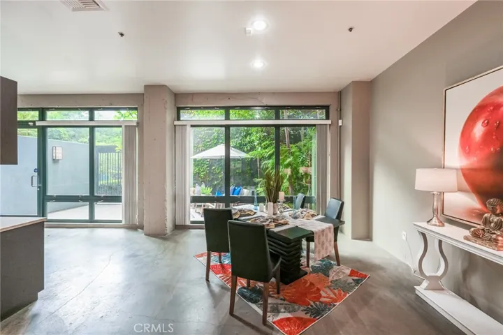 849 S Broadway 102, Los Angeles, California 90014