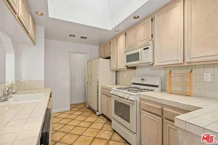 Kitchen with a pantry & oversized