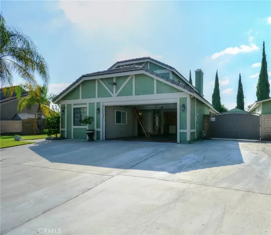 1251 W Banyon Street, Rialto, California 92377