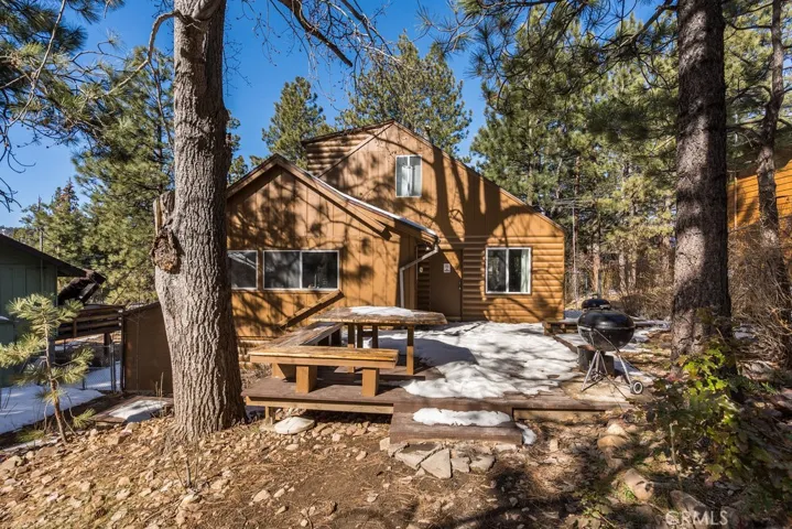107 Round Drive, Big Bear, California 92315