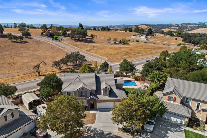 747 Jersey Court, Paso Robles, California 93446