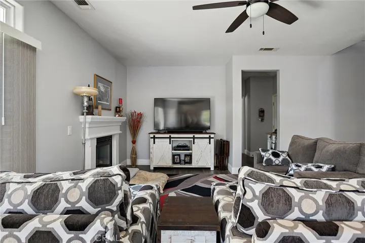 747 Jersey Court, Paso Robles, California 93446