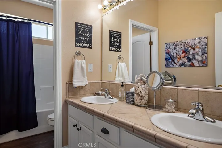 747 Jersey Court, Paso Robles, California 93446