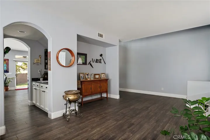 747 Jersey Court, Paso Robles, California 93446