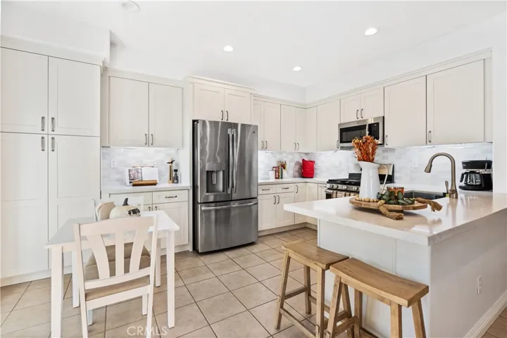 28587 Country Rose Lane, Menifee, California 92584
