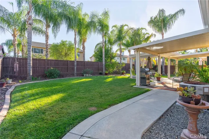 28587 Country Rose Lane, Menifee, California 92584