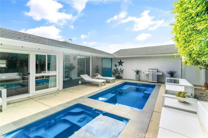 4720 Cortland Drive, Corona Del Mar, California 92625