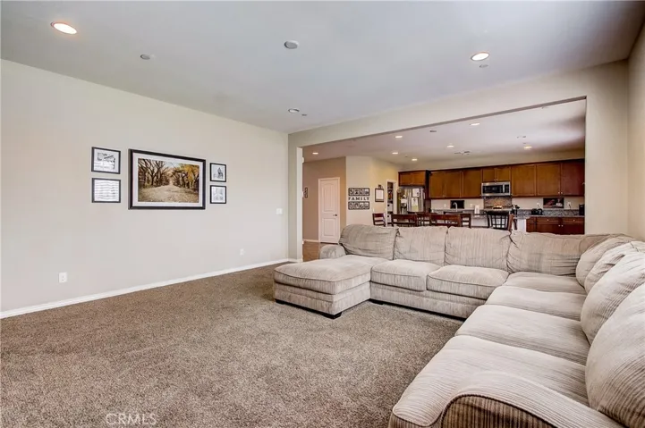 15363 Sugar Cane Lane, Fontana, California 92336