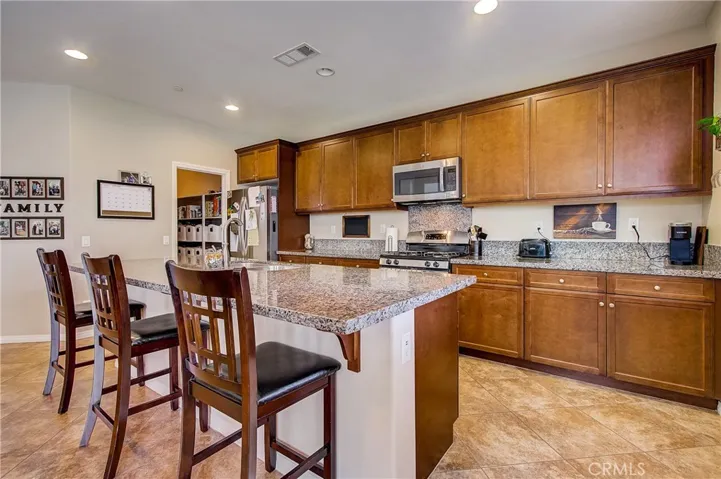 15363 Sugar Cane Lane, Fontana, California 92336