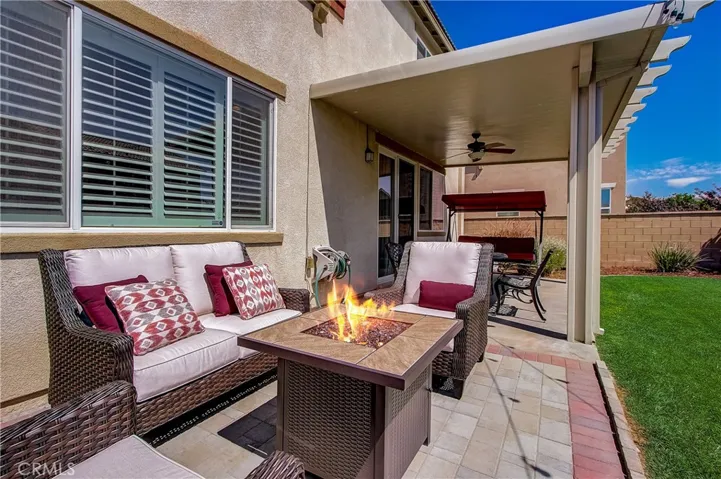 15363 Sugar Cane Lane, Fontana, California 92336