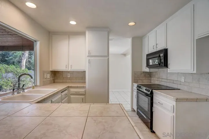 12726 Footman Ct, Poway, California 92064
