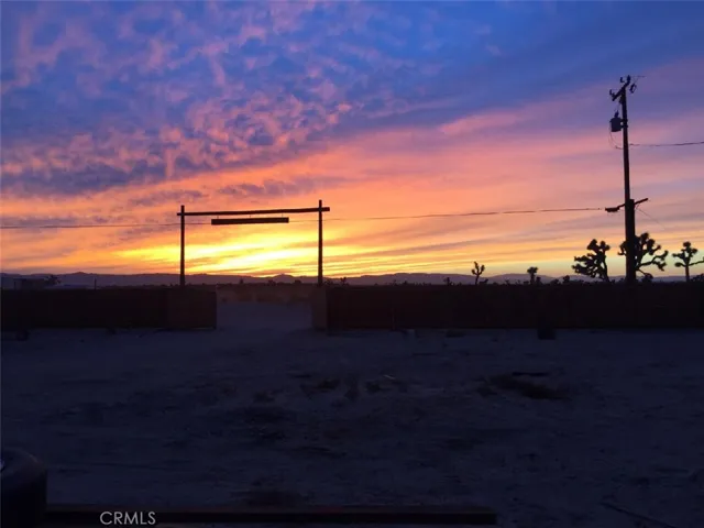 46126 20th Street E, Lancaster, California 93535