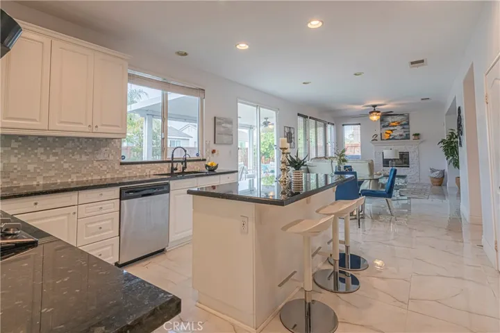 45051 Oakford Court, Temecula, California 92592